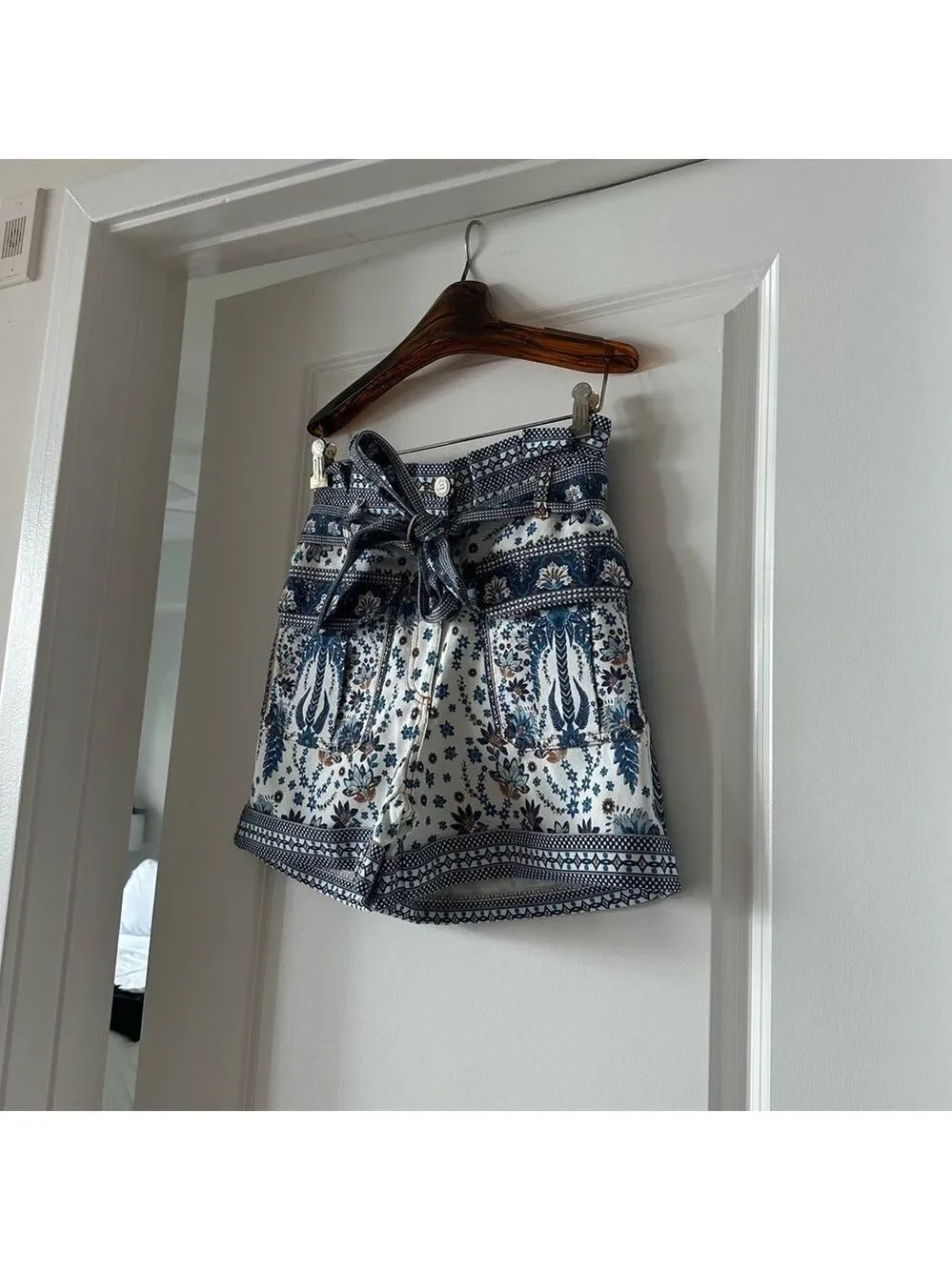 Farm Rio Off-White Encanto Tropical Shorts